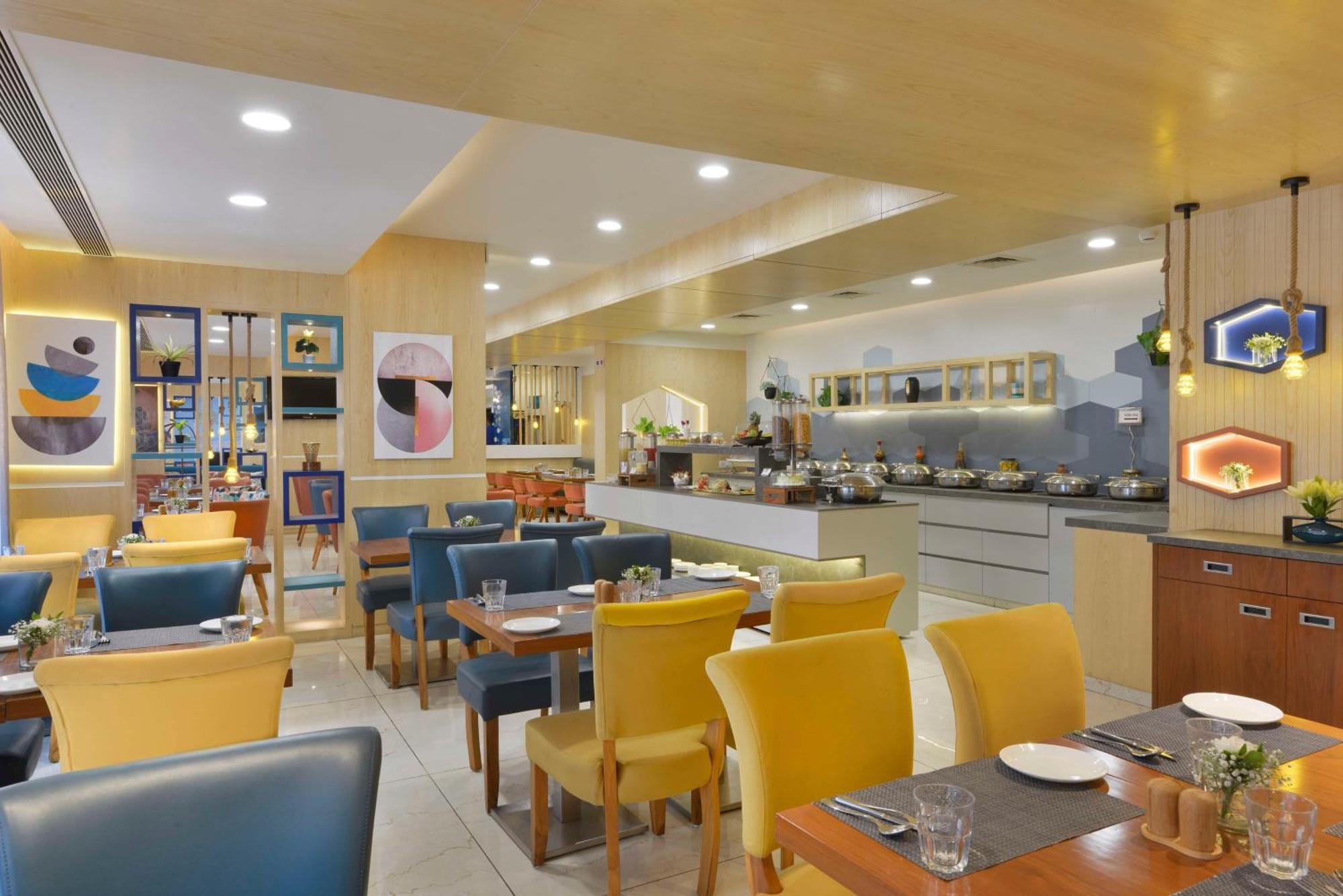 Hampton By Hilton Vadodara-Alkapuri Εξωτερικό φωτογραφία