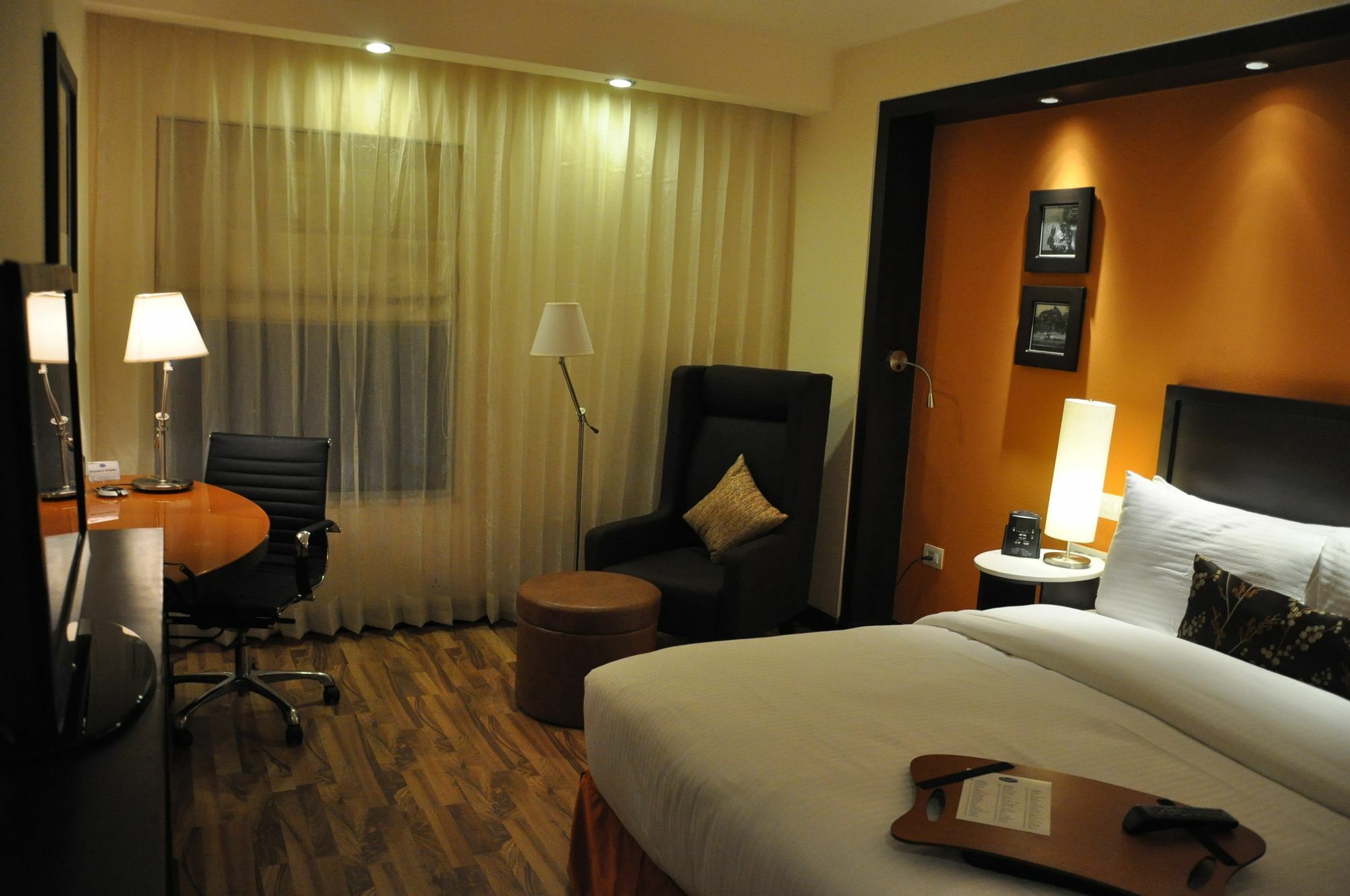 Hampton By Hilton Vadodara-Alkapuri Εξωτερικό φωτογραφία