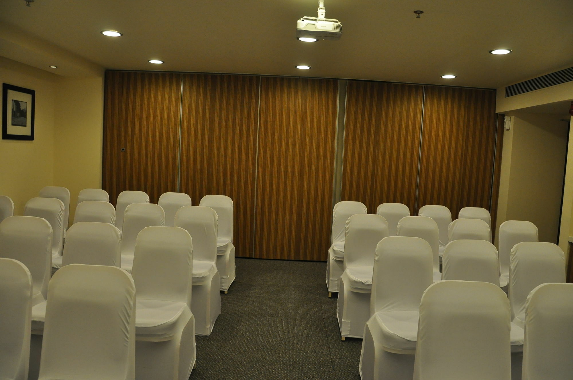 Hampton By Hilton Vadodara-Alkapuri Εξωτερικό φωτογραφία
